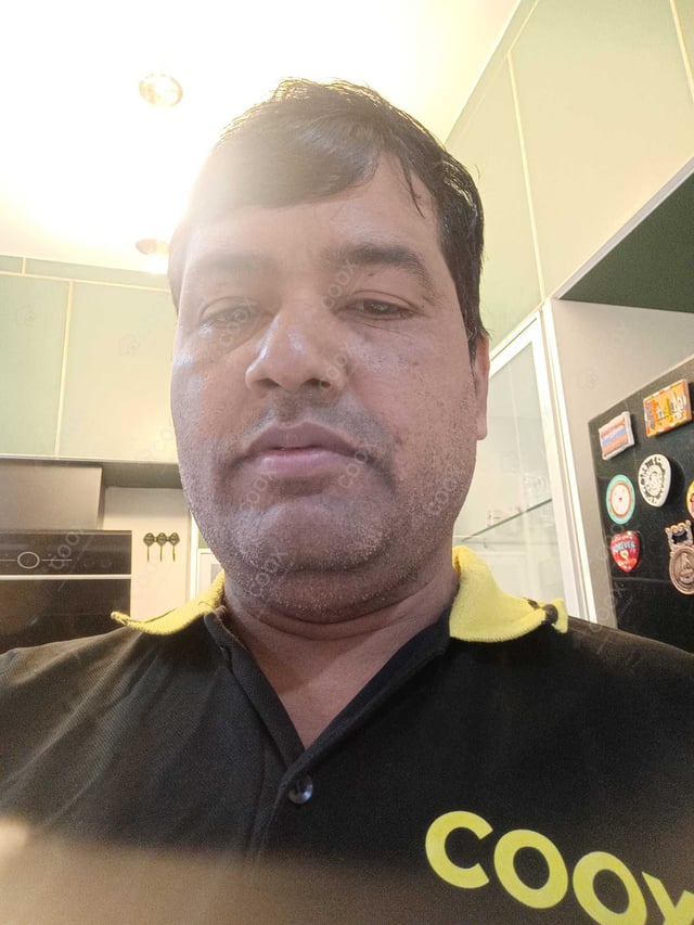 Chef from COOX at bookings. Professional cooks chefs at home