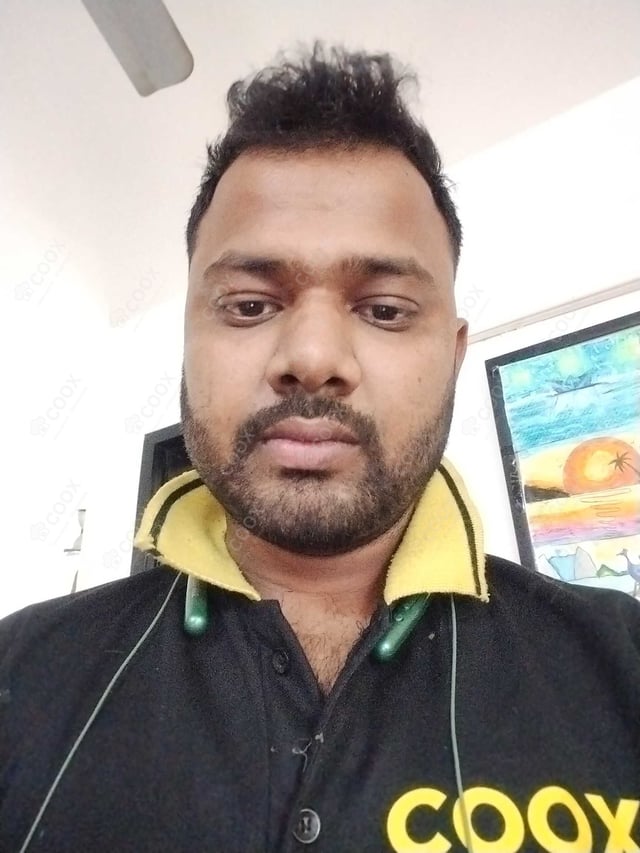 Chef from COOX at bookings. Professional cooks chefs at home