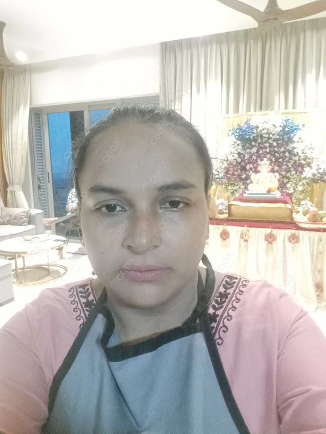 Chef from COOX at bookings. Professional cooks chefs at home