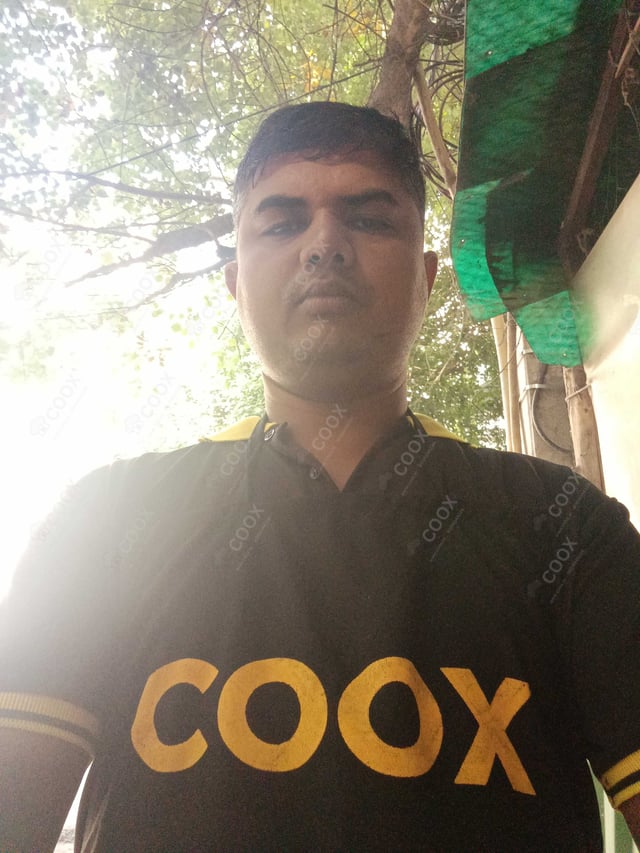 Chef from COOX at bookings. Professional cooks chefs at home