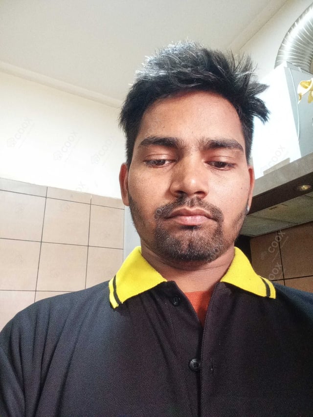 Chef from COOX at bookings. Professional cooks chefs at home