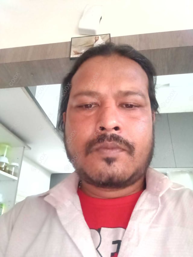 Chef from COOX at bookings. Professional cooks chefs at home