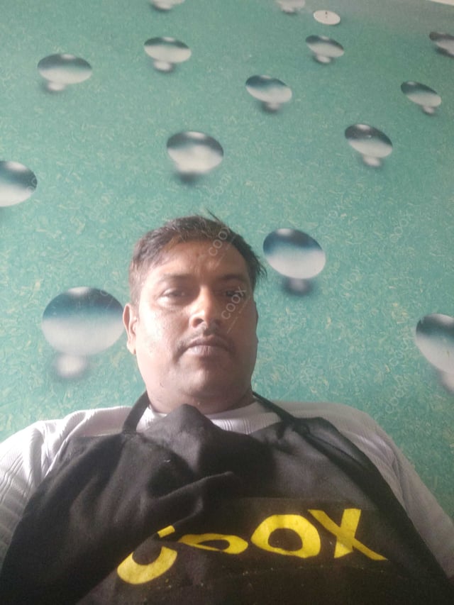Chef from COOX at bookings. Professional cooks chefs at home