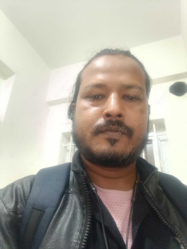 Chef from COOX at bookings. Professional cooks chefs at home