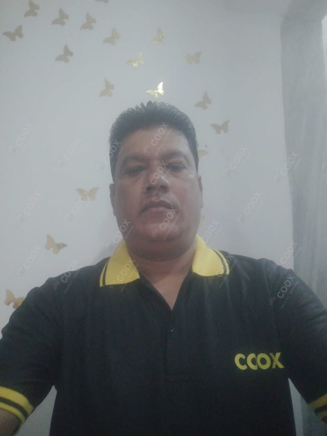 Chef from COOX at bookings. Professional cooks chefs at home