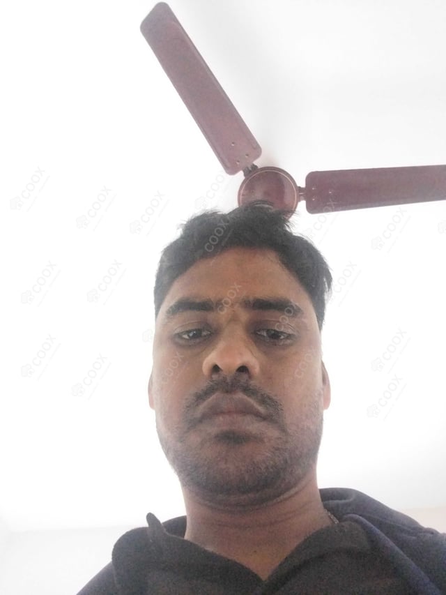 Chef from COOX at bookings. Professional cooks chefs at home