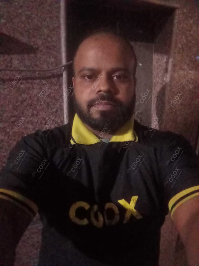 Chef from COOX at bookings. Professional cooks chefs at home