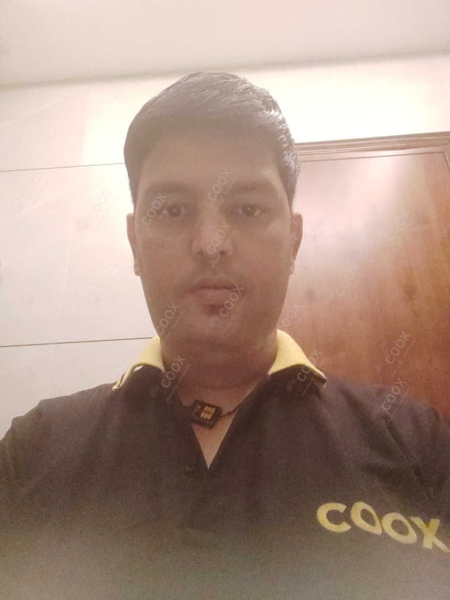 Chef from COOX at bookings. Professional cooks chefs at home