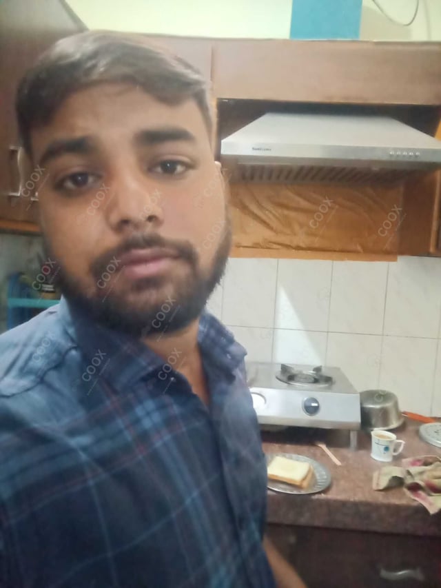 Chef from COOX at bookings. Professional cooks chefs at home