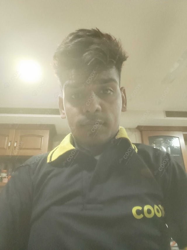 Chef from COOX at bookings. Professional cooks chefs at home