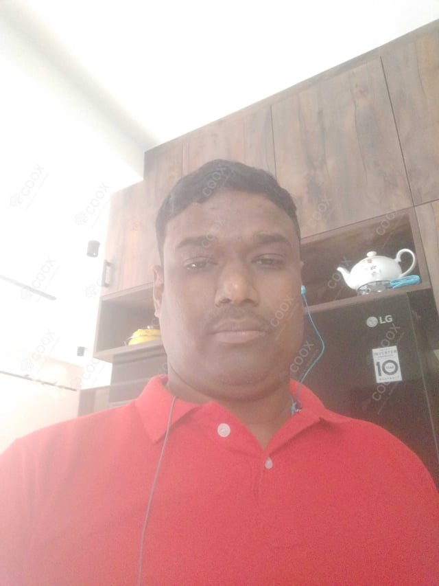 Chef from COOX at bookings. Professional cooks chefs at home