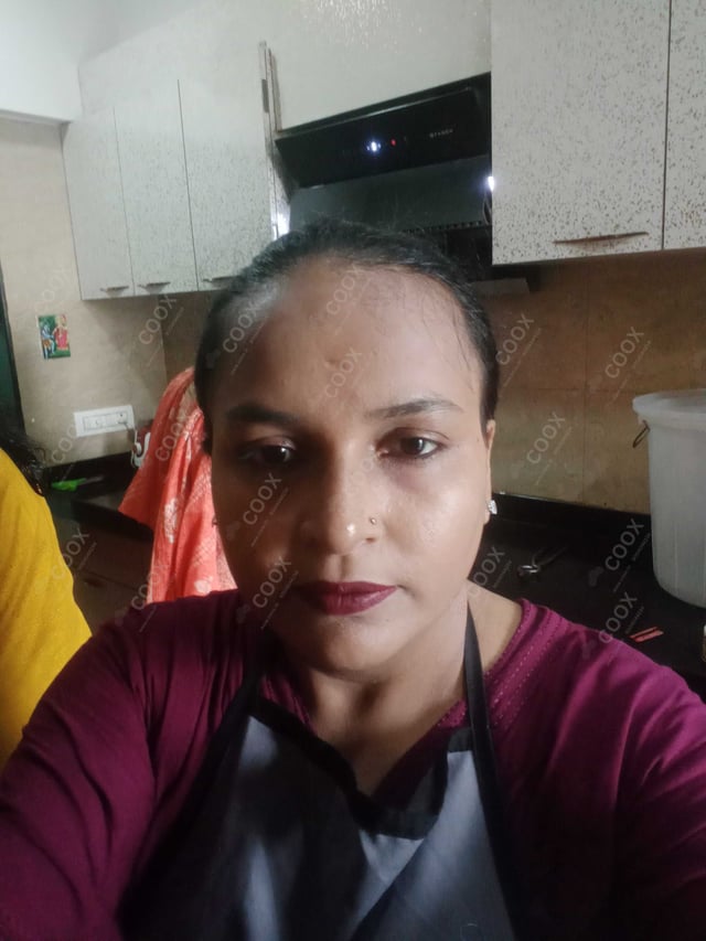 Chef from COOX at bookings. Professional cooks chefs at home