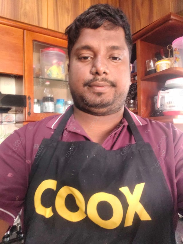 Chef from COOX at bookings. Professional cooks chefs at home