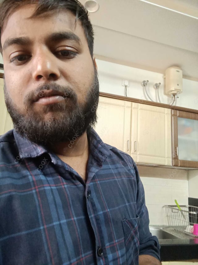 Chef from COOX at bookings. Professional cooks chefs at home