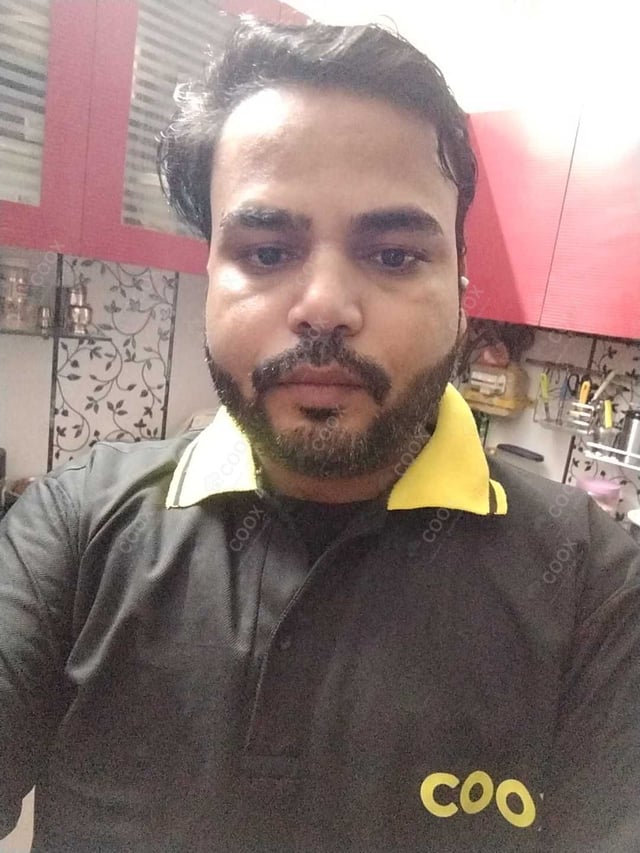 Chef from COOX at bookings. Professional cooks chefs at home