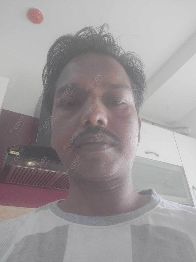 Chef from COOX at bookings. Professional cooks chefs at home
