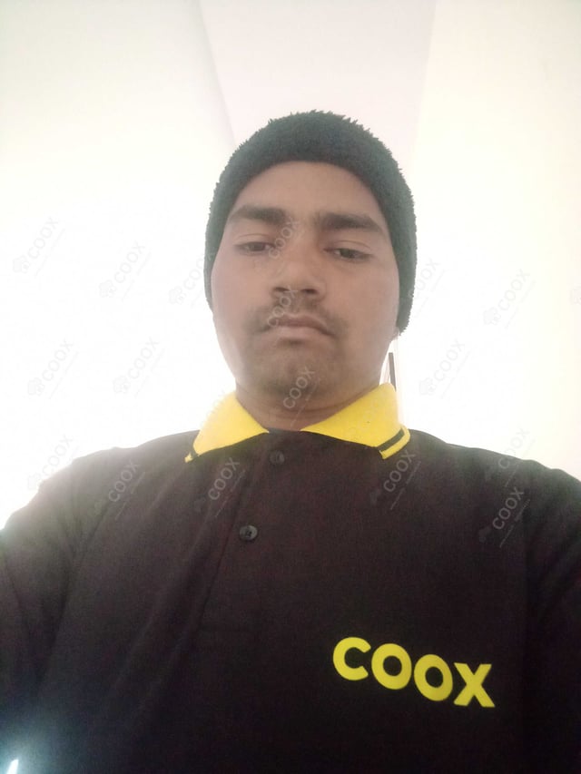 Chef from COOX at bookings. Professional cooks chefs at home
