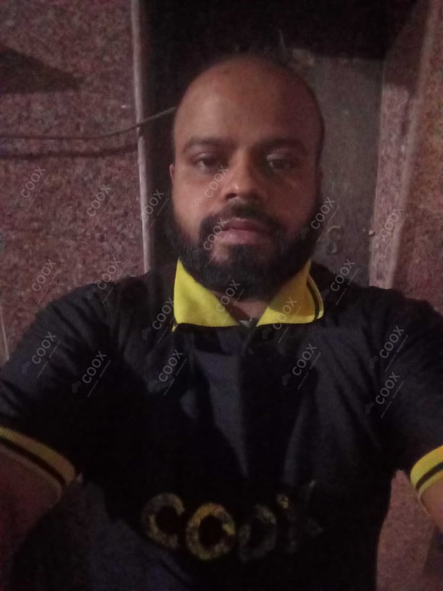 Chef from COOX at bookings. Professional cooks chefs at home
