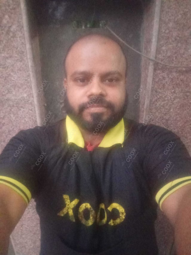 Chef from COOX at bookings. Professional cooks chefs at home