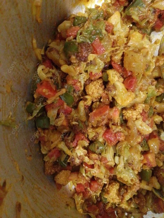 Delicious Lauki ki Sabzi prepared by COOX