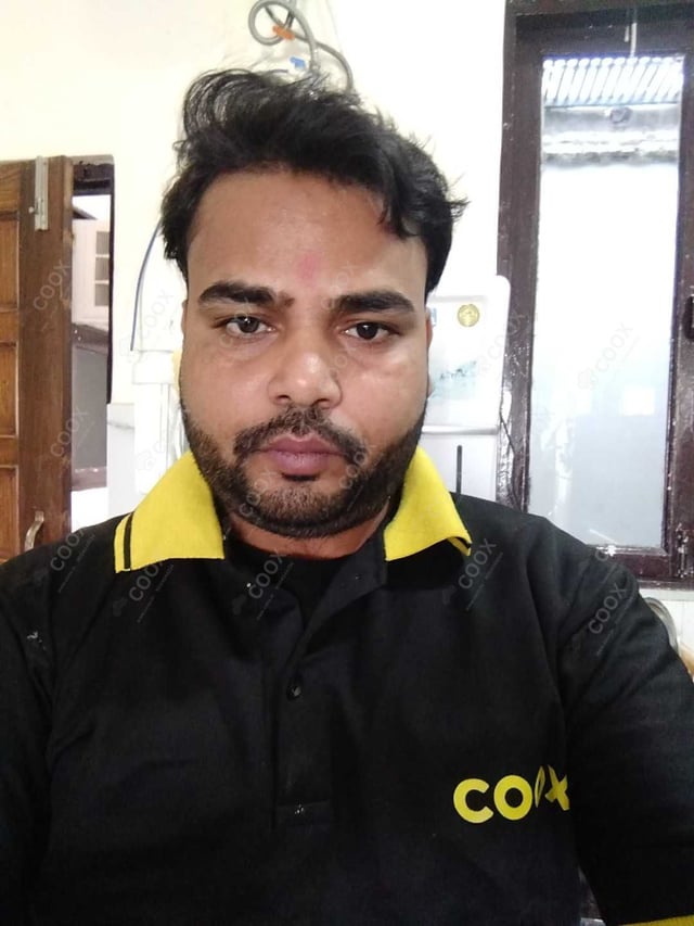 Chef from COOX at bookings. Professional cooks chefs at home