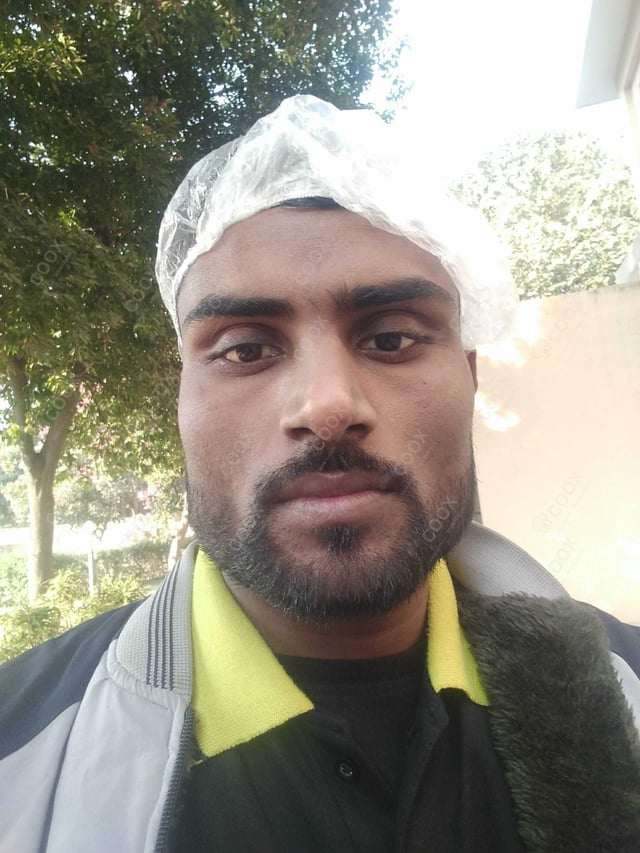 Chef from COOX at bookings. Professional cooks chefs at home