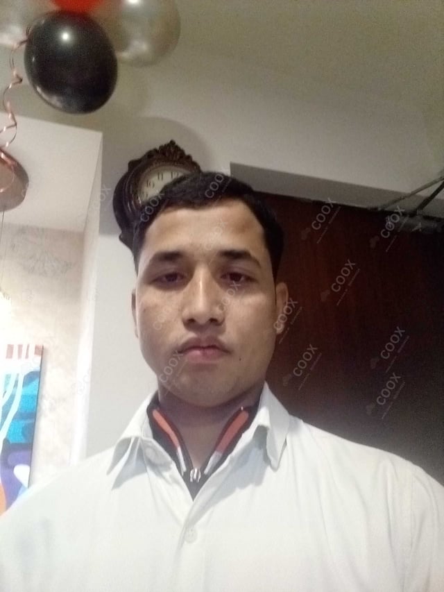 Chef from COOX at bookings. Professional cooks chefs at home