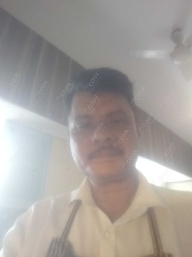 Chef from COOX at bookings. Professional cooks chefs at home