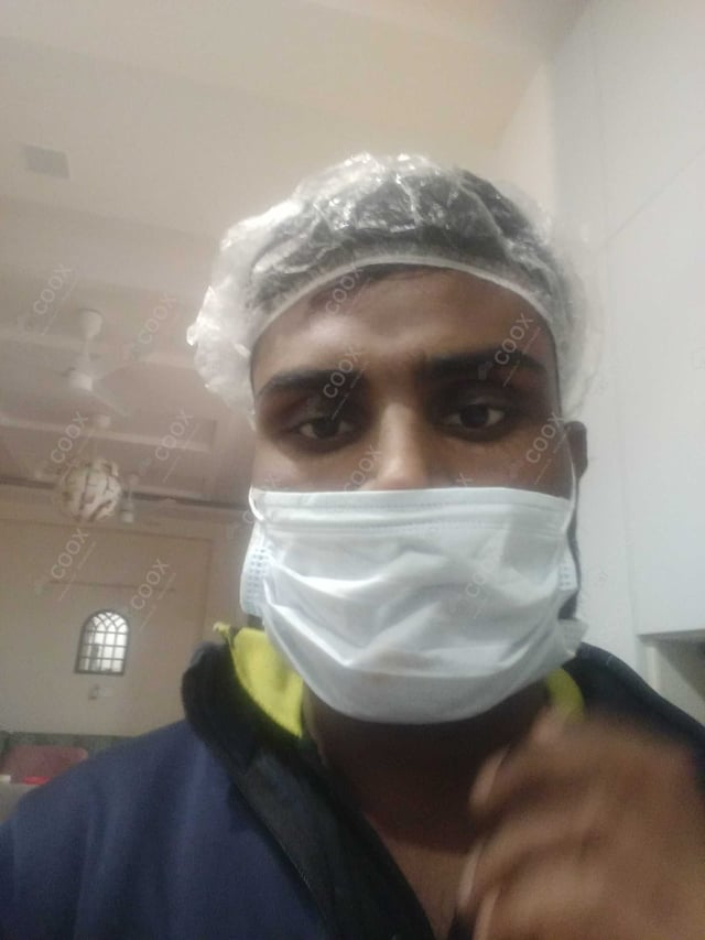 Chef from COOX at bookings. Professional cooks chefs at home