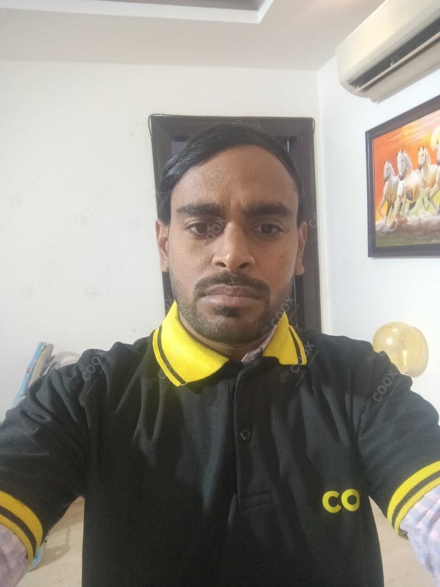 Chef from COOX at bookings. Professional cooks chefs at home