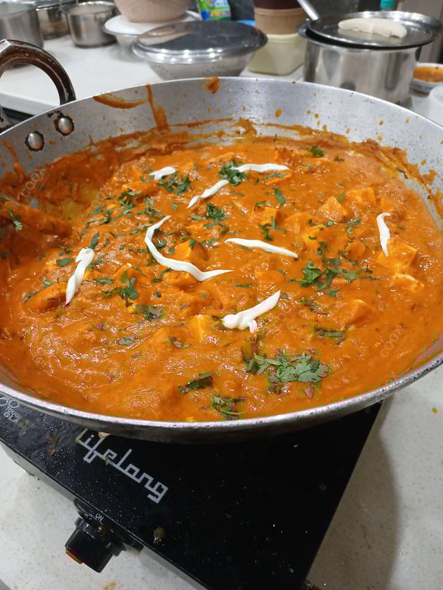 Delicious Paneer Lababdar prepared by COOX