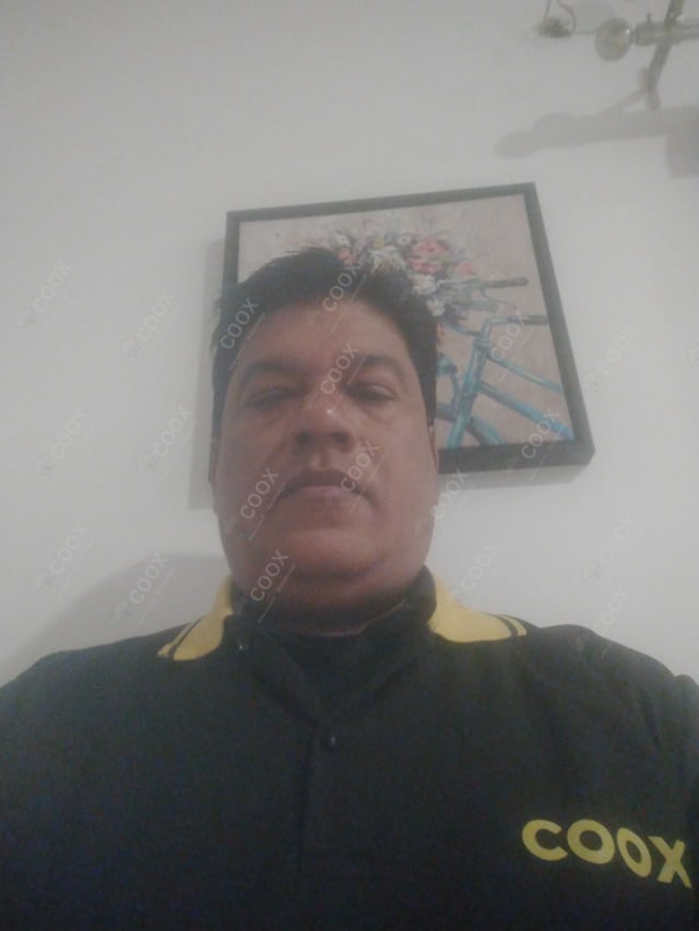 Chef from COOX at bookings. Professional cooks chefs at home