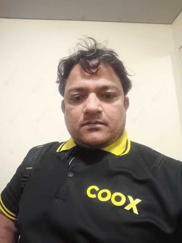 Chef from COOX at bookings. Professional cooks chefs at home