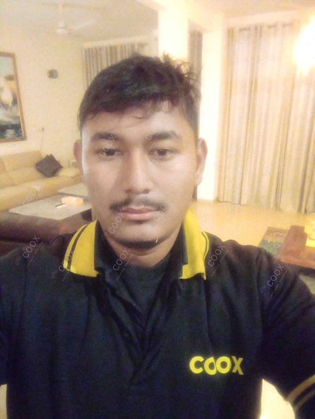 Chef from COOX at bookings. Professional cooks chefs at home