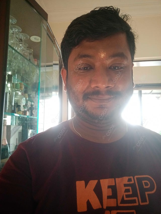 Chef from COOX at bookings. Professional cooks chefs at home