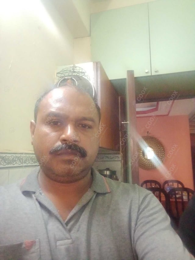 Chef from COOX at bookings. Professional cooks chefs at home