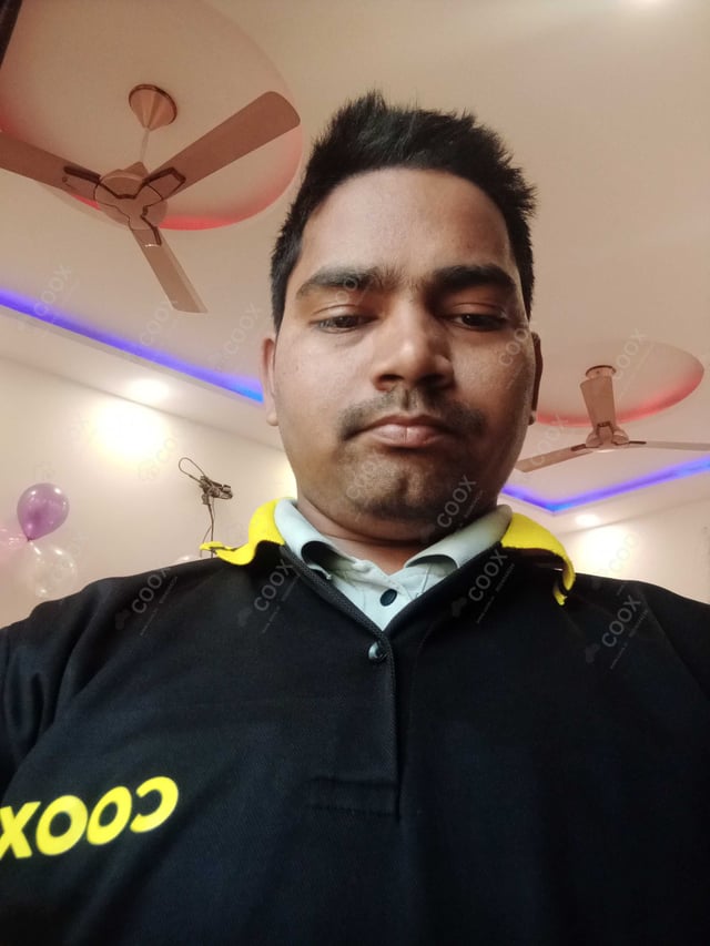 Chef from COOX at bookings. Professional cooks chefs at home