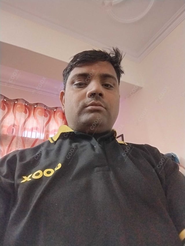 Chef from COOX at bookings. Professional cooks chefs at home