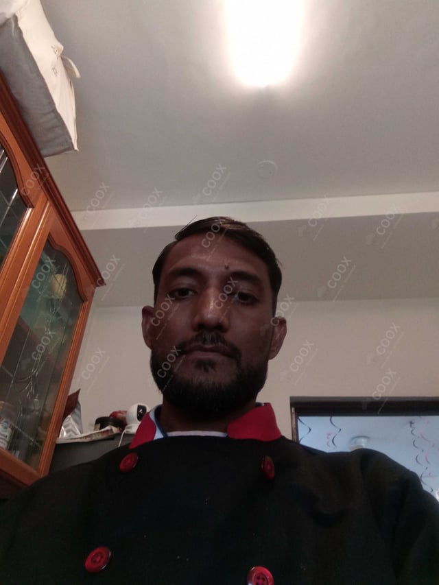Chef from COOX at bookings. Professional cooks chefs at home
