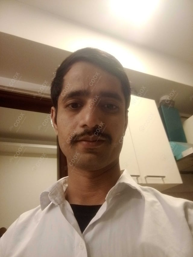 Chef from COOX at bookings. Professional cooks chefs at home