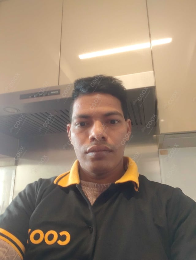 Chef from COOX at bookings. Professional cooks chefs at home