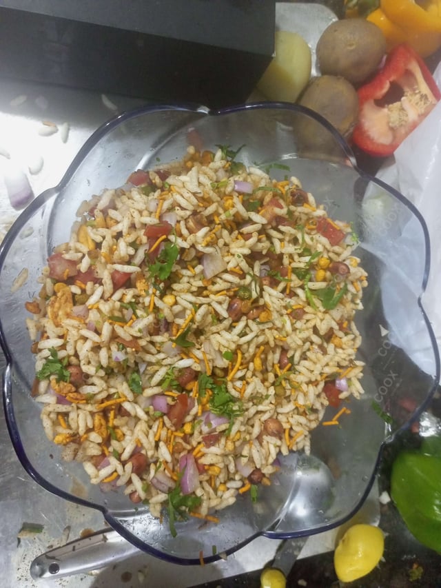 Delicious Bhel Puri prepared by COOX