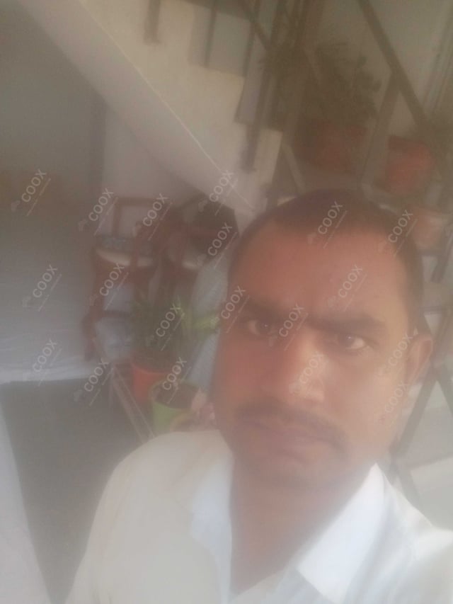 Chef from COOX at bookings. Professional cooks chefs at home