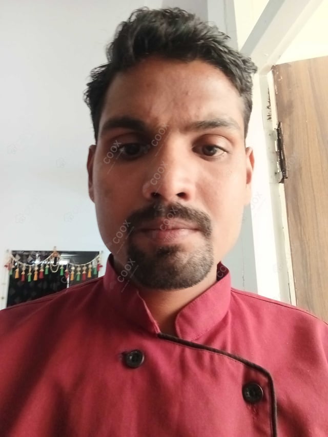 Chef from COOX at bookings. Professional cooks chefs at home