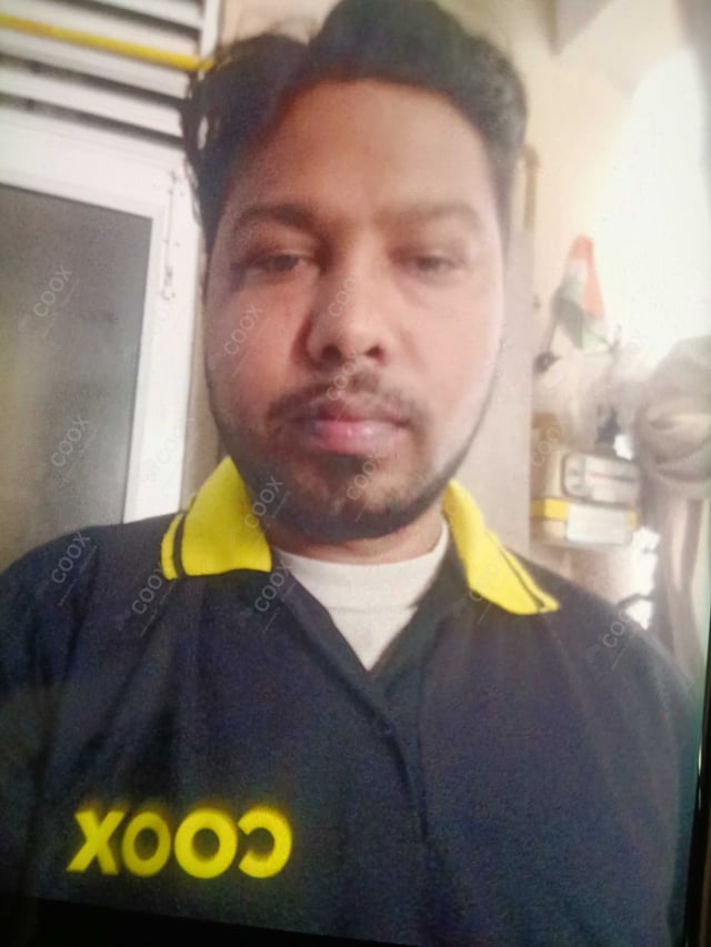 Chef from COOX at bookings. Professional cooks chefs at home