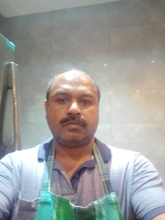 Chef from COOX at bookings. Professional cooks chefs at home