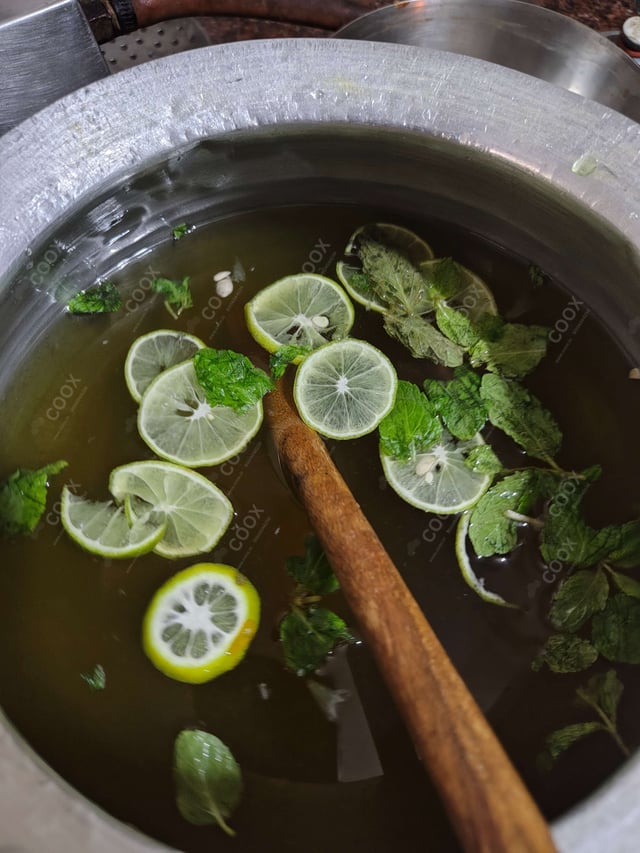 Delicious Virgin Mojito prepared by COOX