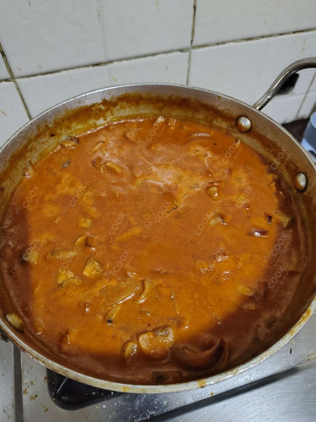 Delicious Mushroom do Pyaza prepared by COOX