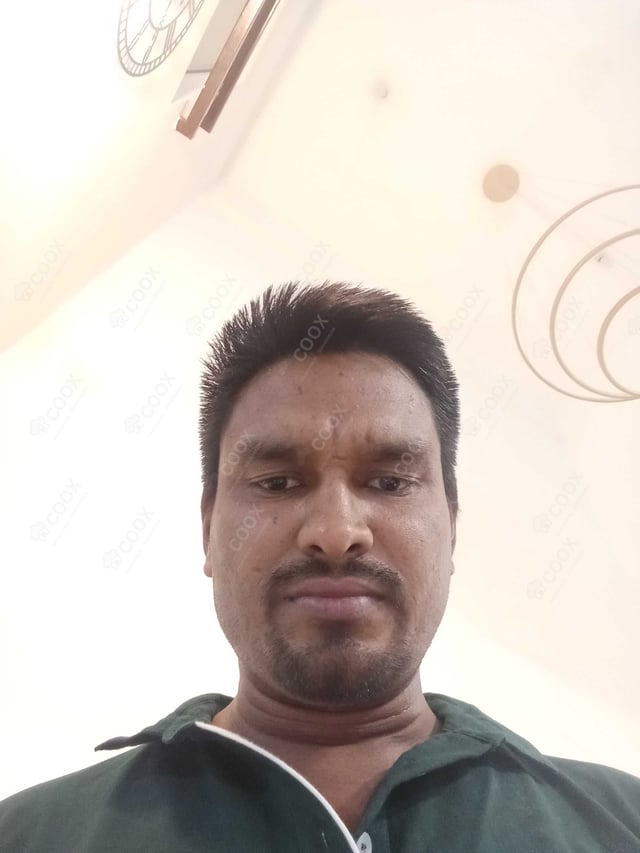 Chef from COOX at bookings. Professional cooks chefs at home