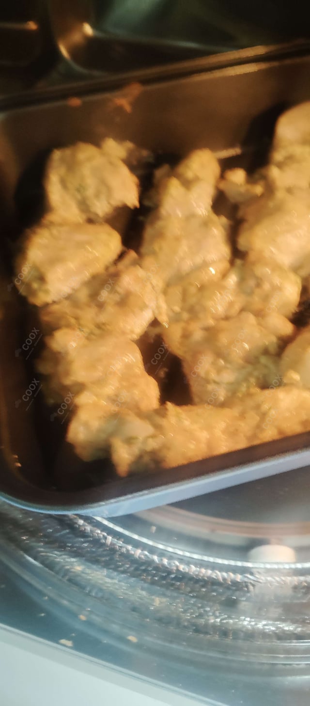 Delicious Murgh Malai Tikka prepared by COOX